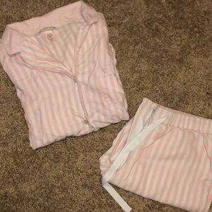 Victoria’s Secret Pajama Set